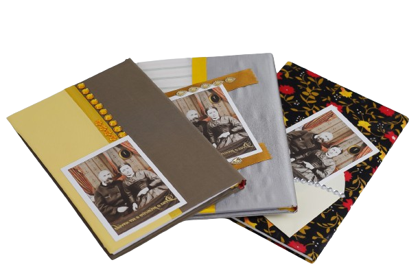 Caderno decorado sortido Família Martin (masculino)