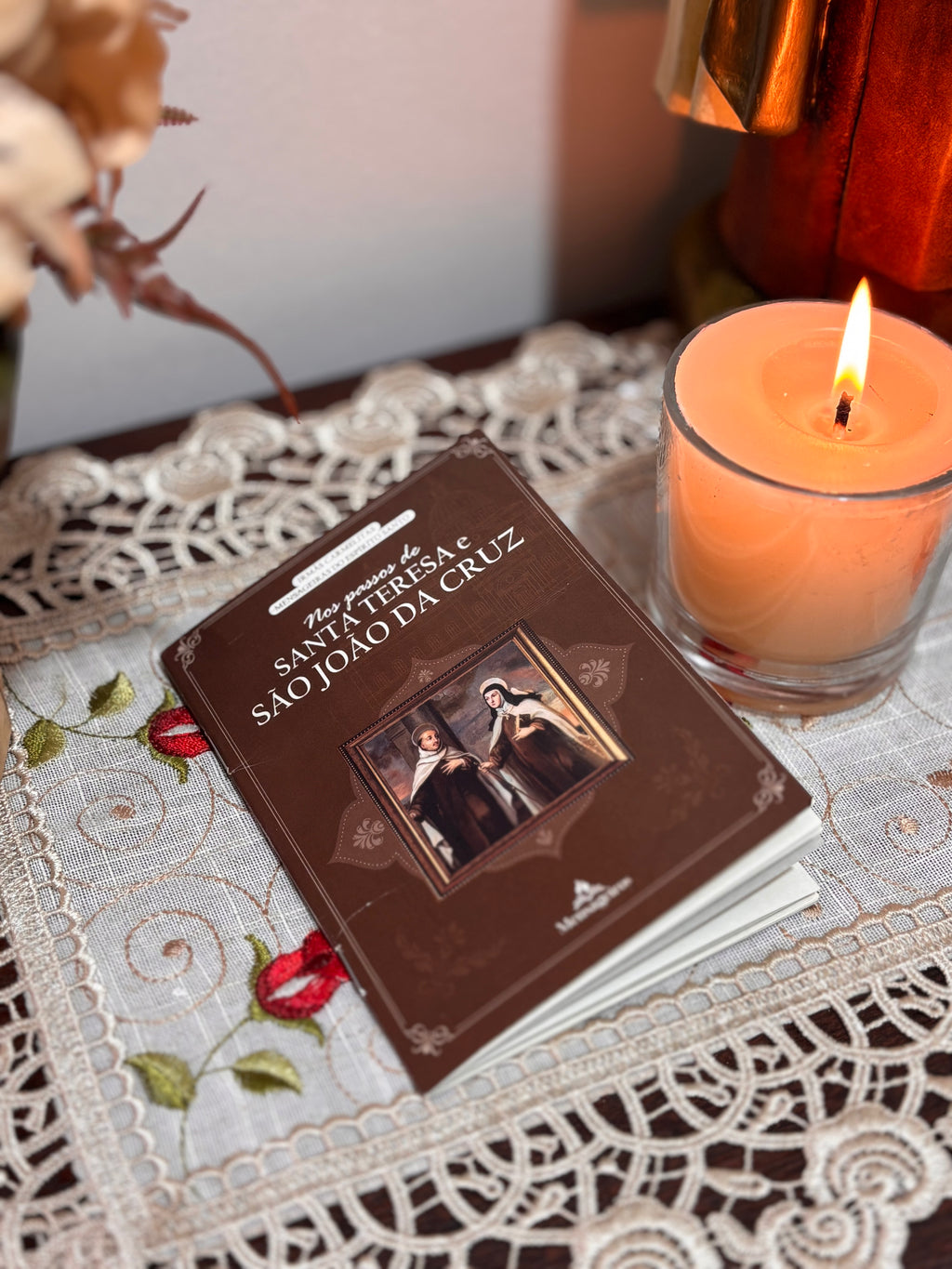 Livro Nos passos de Santa Teresa e São João da Cruz